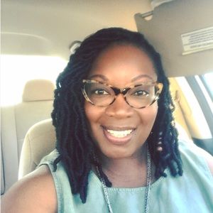 Meet your Posher, Teasa